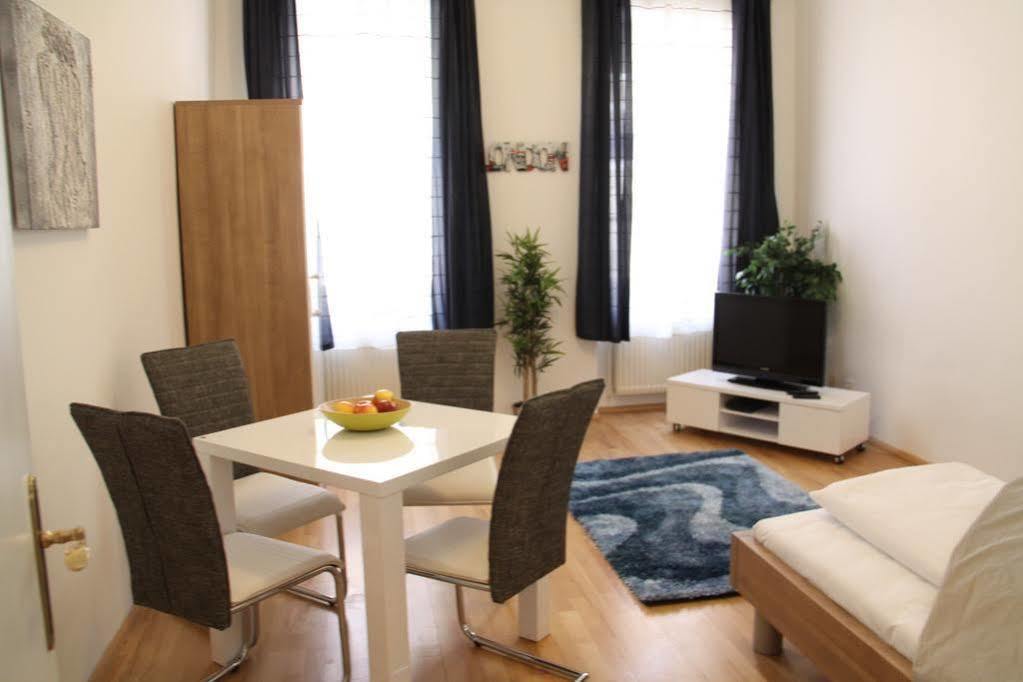 Checkvienna Apartment Khunngasse Exteriör bild